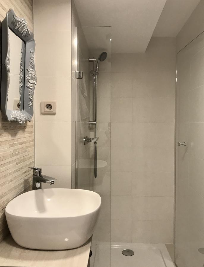 La Pruniere Hotel Вернон Екстериор снимка